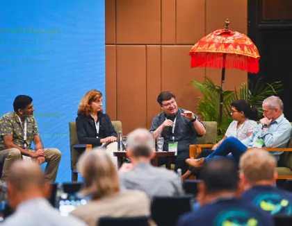 members speaking image